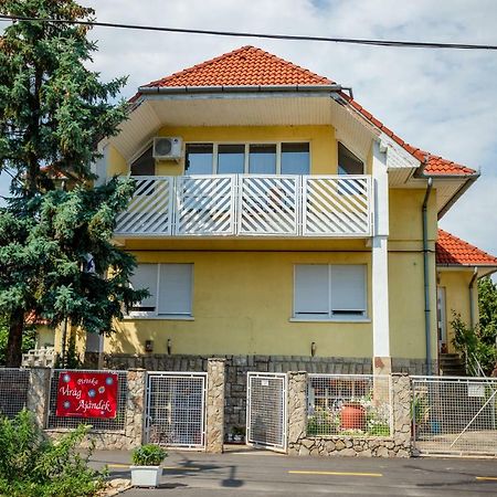 Viragos Vendeghaz Daire Kestel Dış mekan fotoğraf